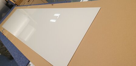 Glas RG7047 Telegrijs