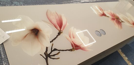Premium-glas uitvoering Visuall P104 magnolia op lichtgrijs
