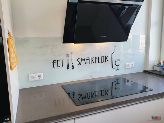 Premium-glas uitvoering Visuall P184 eet smakelijk op P208 Marble Watts