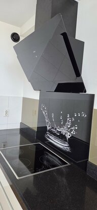 Premium-glas uitvoering Visuall P609 Splash on black gecombineerd met glas in kleur Golden brown