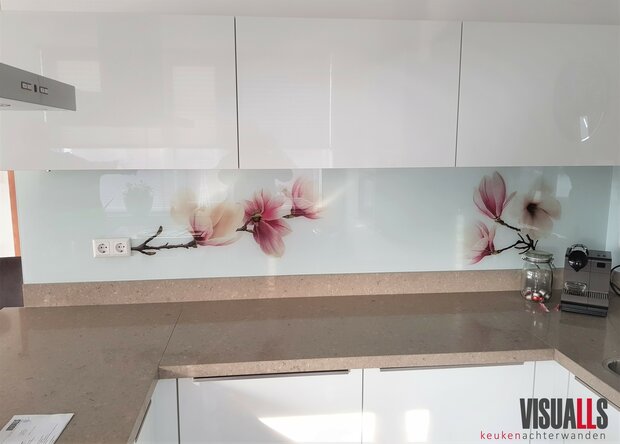 Premium-glas uitvoering Visuall P104 magnolia