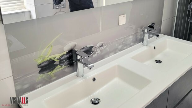 In de badkamer: Premium-glas uitvoering Visuall P90 Hotstones leaf