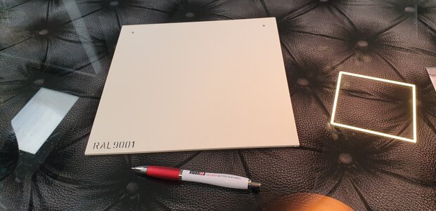 Sample Collorz RAL9001 cremewit